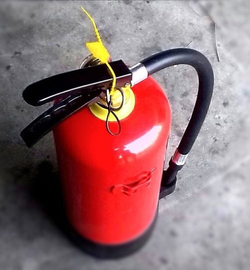 fire-fighting, fire extinguisher, fireworks-302586.jpg